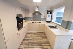 Kitchen- click for photo gallery